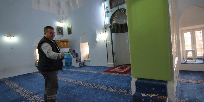 Menderes’te Camiler Pırıl Pırıl