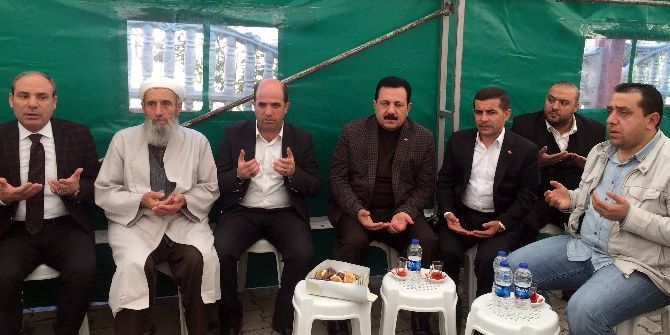 Şehit Aileleri Konfederasyon Başkanı Ve Aşiret Liderinden Şehit Kaymakamın Ailesine Ziyaret