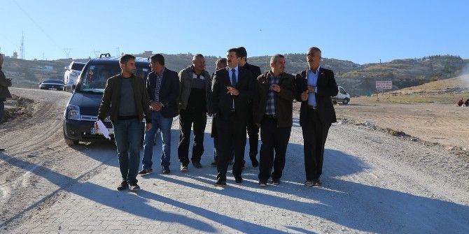 Başkan Ekinci Yol Çalışmalarını Yerinde İnceledi