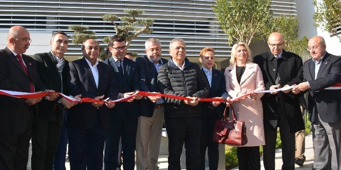 Bergama’da 7 Milyona Mal Olan 350 Araçlık Otopark Hizmete Açıldı