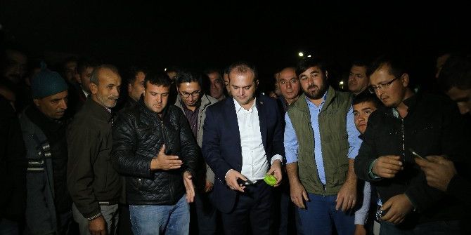 Antalya Toptancı Halinde Çiftçilerin Düşük Fiyat Eylemi(2)