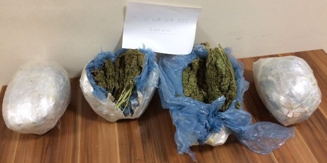 Yol Uygulamasında Esrar Ele Geçirildi