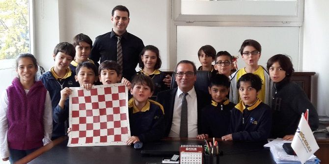 Satranç Başarısı Sevindirdi