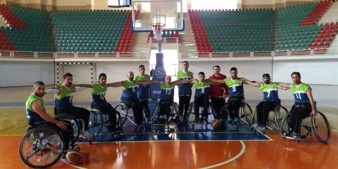 Hakkarili Engelliler Diyarbakır’dan Galip Döndü