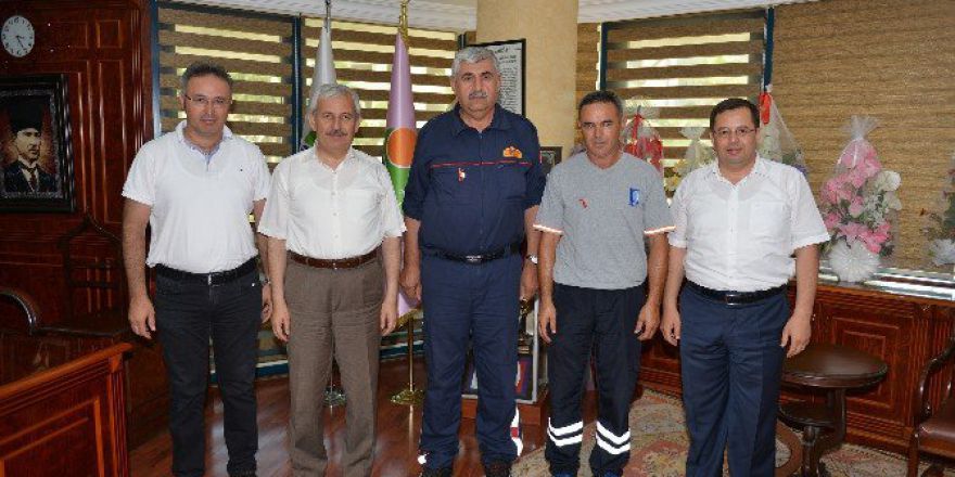 Kumluca’daki Yangında Tehlike Atlatan 2 İtfaiyeciye Ödül
