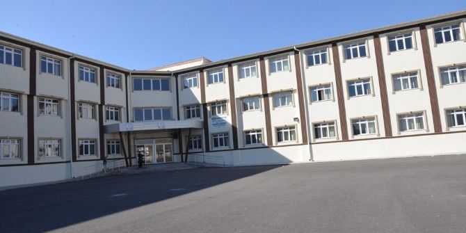 Melikgazi Belediyesi’nden 24 Kasım Öğretmenler Günü İçin Anlamlı Hediye