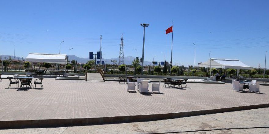 Necmettin Erbakan Parkı’nda Kafeterya Hizmete Girdi