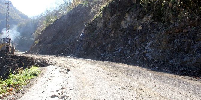 13 Köyün Grup Yolu Ulaşıma Açıldı