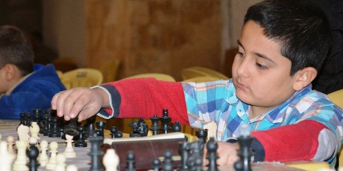 Belen’de 5 Temmuz Anısına Satranç Turnuvası