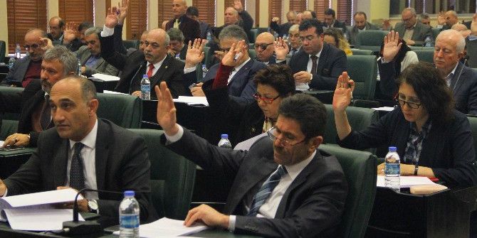 Meclis 45 Maddeyi Kabul Etti