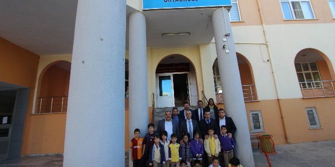 Arkaltı’dan 15 Temmuz Ortaokul Ve İlkokuluna Ziyaret