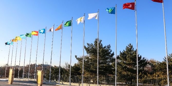 Başkan Sekmen’in Bayrak Hassasiyeti