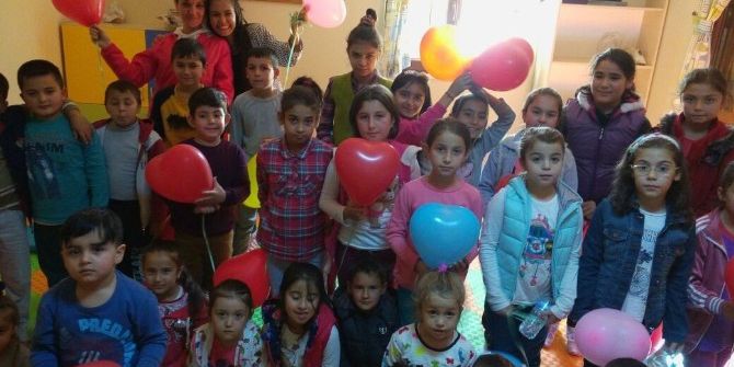 Çocuklar İyiliğin Gücünü Öğrendi