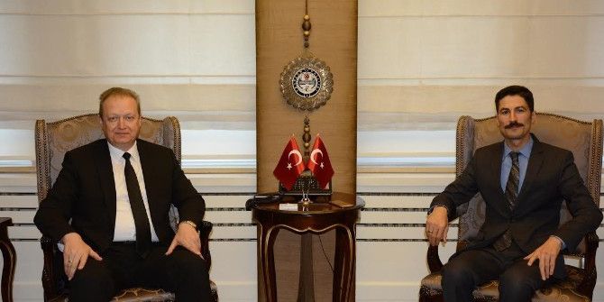 Derik’in Yeni Kaymakamı Kafkas’tan Vali Yavuz’a Veda Ziyareti