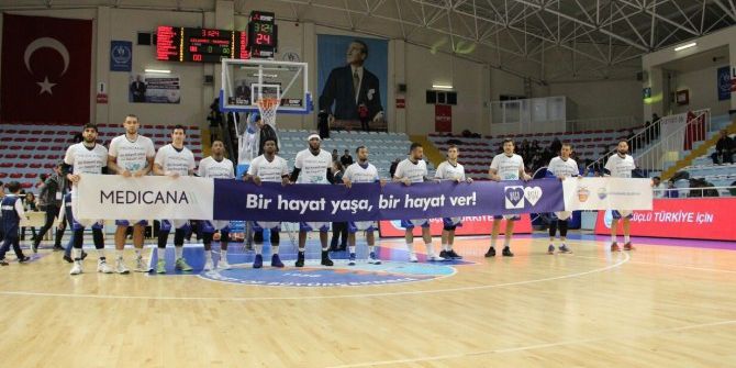 Demir İnşaat Büyükçekmece Basketbol Takımı Organ Bağışı İçin Sahaya Çıktı
