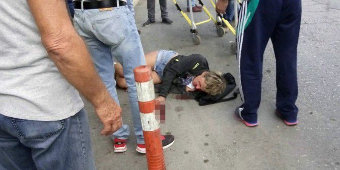 Alman Kadın Turiste Yaya Geçidinde Motosiklet Çarptı