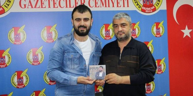 Hüseyin Alan Yeni Türkü Albümü "Ömrüm" İle Müzik Piyasasında