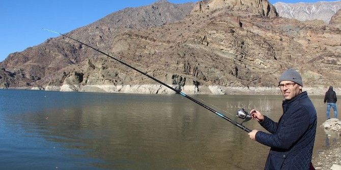 Ayvalı Barajında Olta Balıkçılığı Keyfi