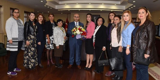 Demirtaş: "Kadının Hak Ettiği Saygın Konuma Ulaşması İçin Hazırız"