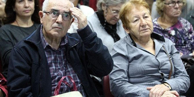 Kitap Okumak Alzheimer’ı Önlüyor