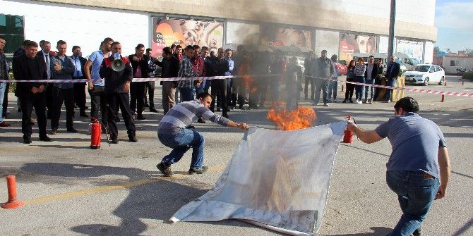 Avm’de Yangın Tatbikatı