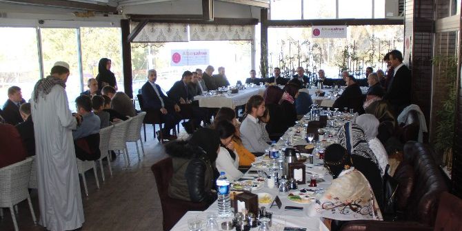 Yabancı Öğrencilerle Kaynaşma Toplantısı Yapıldı