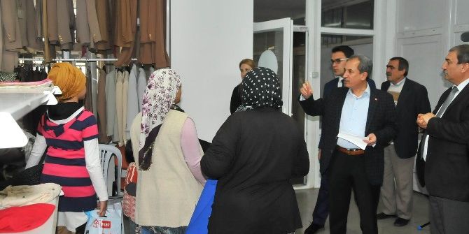 Bu Mağaza’da Ücretsiz Giyiniliyor