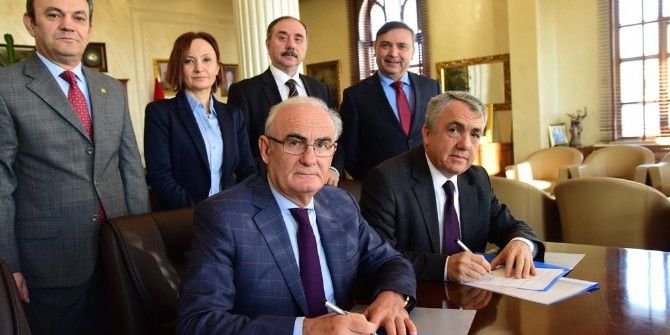 Raylı Sistemin Omü’ye Çıkması İçin İmzalar Atıldı