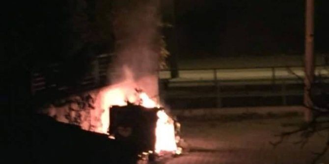 Çöp Konteyneri Alev Alev Yandı, Yerine Yenisi Koyuldu