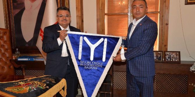 Başkan Yağcı’ya Karakeçili Yörükler Türkmenler Derneği’nden Ziyaret