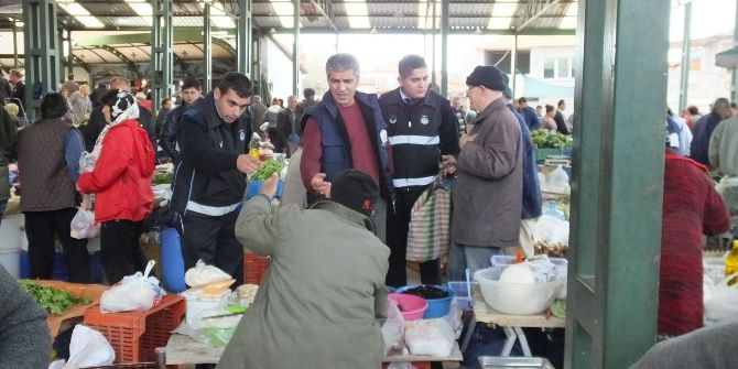 Burhaniyeliler Sağlıklı Gıda Tüketiyor