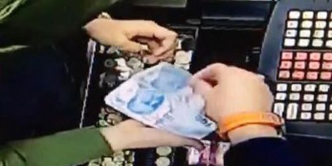 Tırnakçılık Yöntemiyle Marketten 800 Tl Çaldılar
