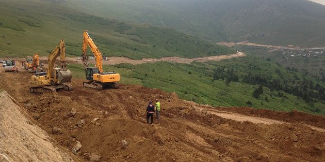 Yeşil Yol’da Çalışmalar Devam Ediyor