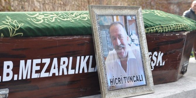 Aliağalı Koleksiyoner Hicri Tuncalı Defnedildi