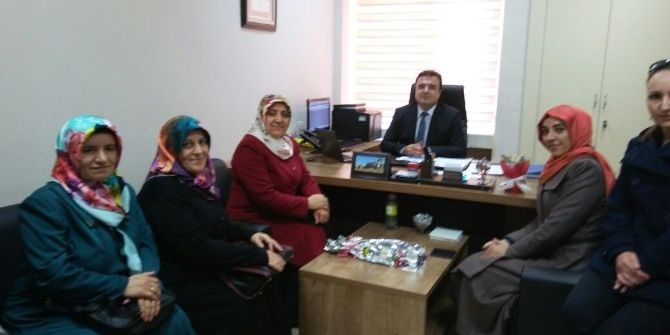 Ak Parti Kadın Kollarından Diş Hastanesine Ziyaret