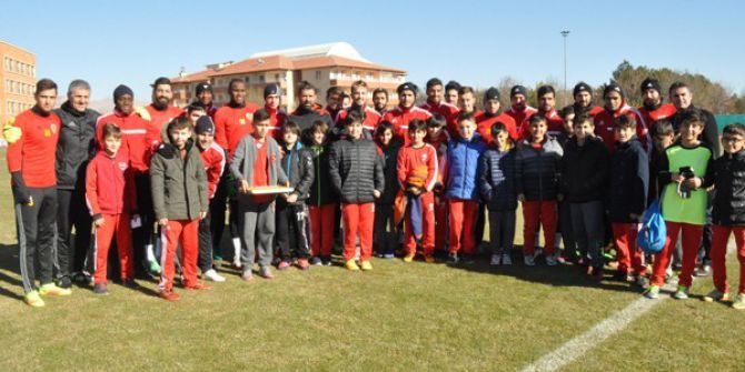 Kayserispor Alanyaspor Maçının Hazırlıklarını Sürdürdü