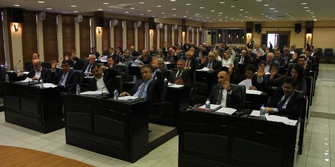 Dededağ Mahallesi’ndeki Su Sorunu Mecliste Tartışıldı