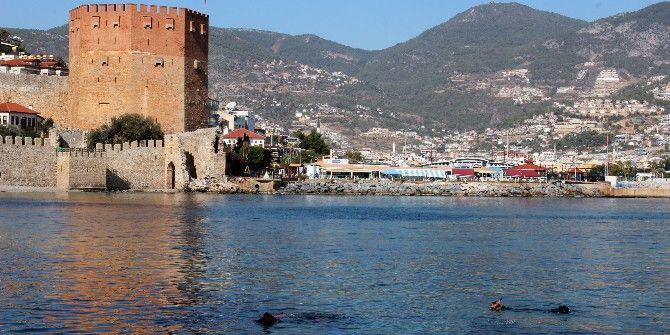 Vali Karaloğlu, Alanya’da Sualtı Dalışı Gerçekleştirdi