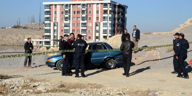 Tornavida Darbeleriyle Öldürülmüş Halde Bulundu