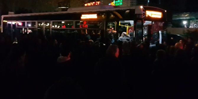 İstanbul’un En İşlek Caddesinde Otobüs Eylemi
