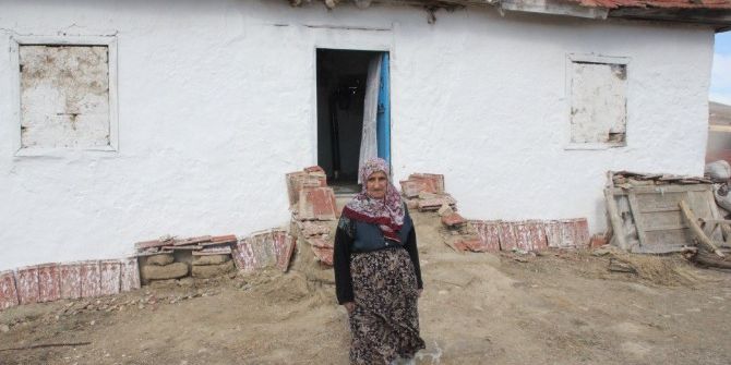 Yaşlı Kadının Yaşam Mücadelesi