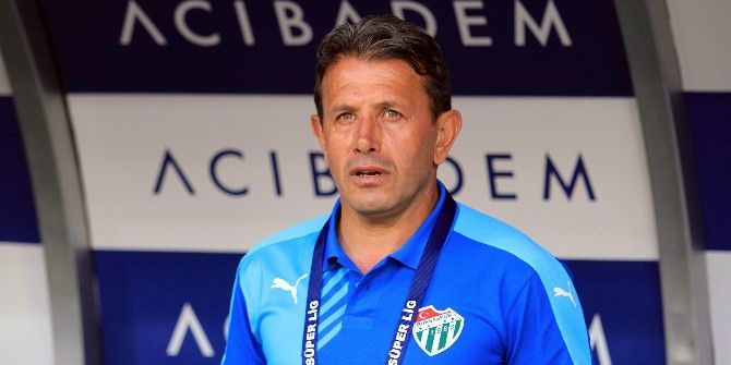 Buruk: "Batalla 3 Tane Sneijder Eder"