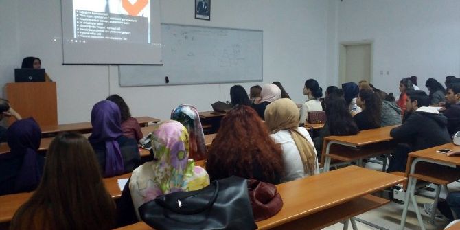 Üniversitesi Öğrencilerine Madde Bağımlılığı Eğitimi