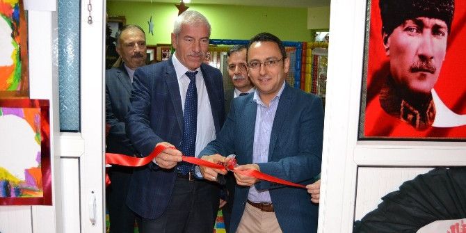 Alaçam’da "Atatürk Ve Vatan" Konulu Resim Sergisi