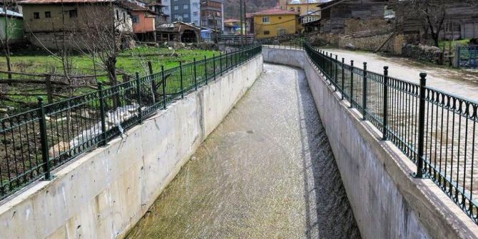 Karadeniz’de 25 Taşkın Koruma Tesisinin Sözleşmesi İmzaladı
