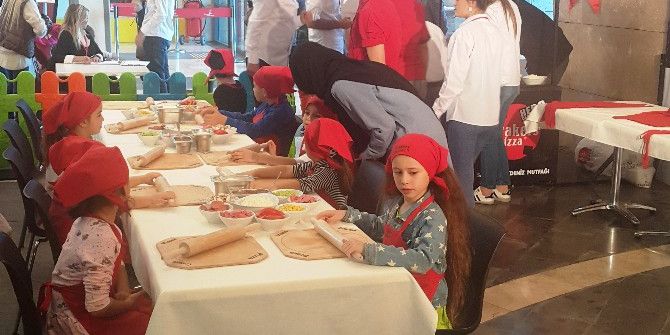 Pizzaların Küçük Ustaları Trabzon’da Buluştu
