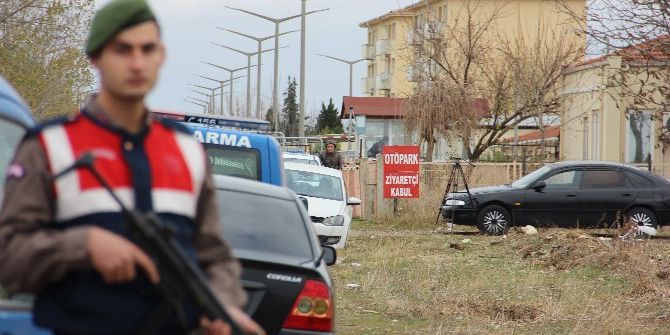 Demirtaş’ın Kaldığı Cezaevinden 65 Terör Suçlusu Bandırma’ya Nakledildi