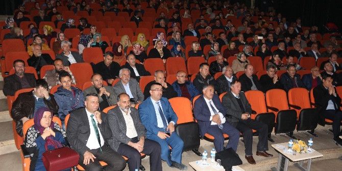 İlim Yayma Cemiyetinden İslam Ümmetinin Birliği Paneli