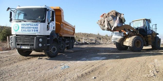 Orhangazi Mahallesi’nden 66 Kamyon Moloz Taşıdı