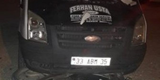 Kamyonet İle Motosiklet Çarpıştı: 2 Yaralı